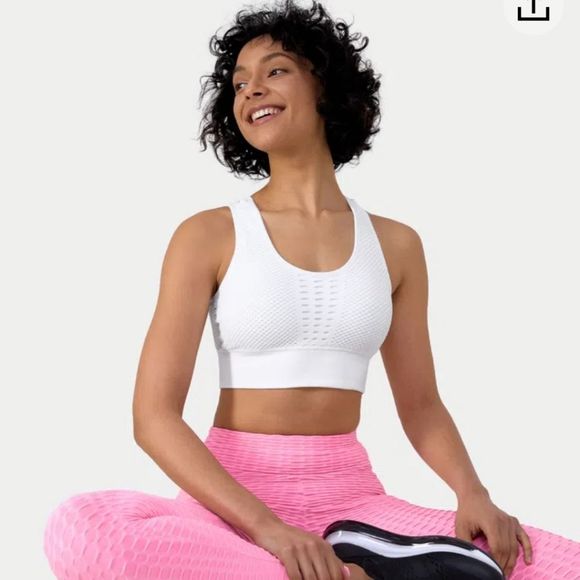 HALARA Other - Halara Seamless Flow Low Support Cut Out Patchwork Yoga Sports Bra